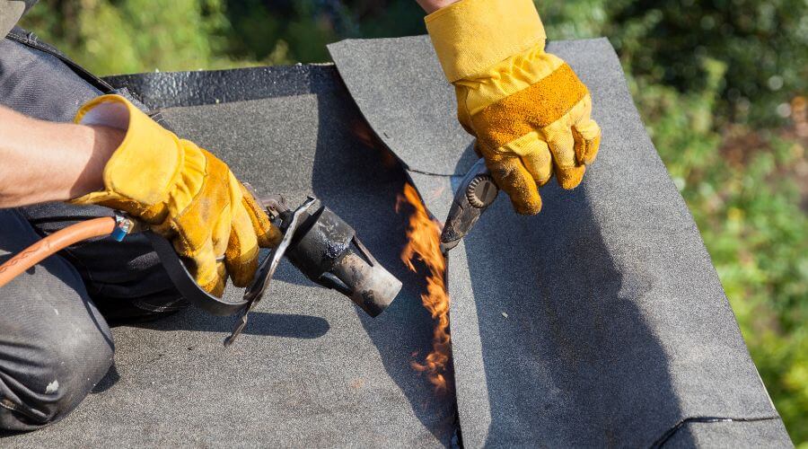 Professional flood damage restoration services in Pewee Valley, KY